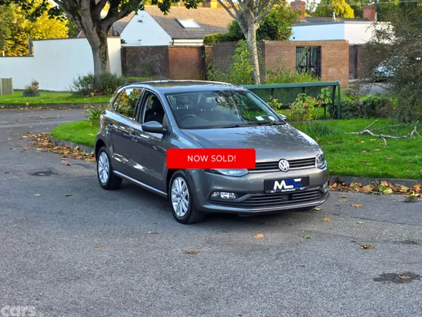 Volkswagen Polo Hatchback, Petrol, 2015, Grey