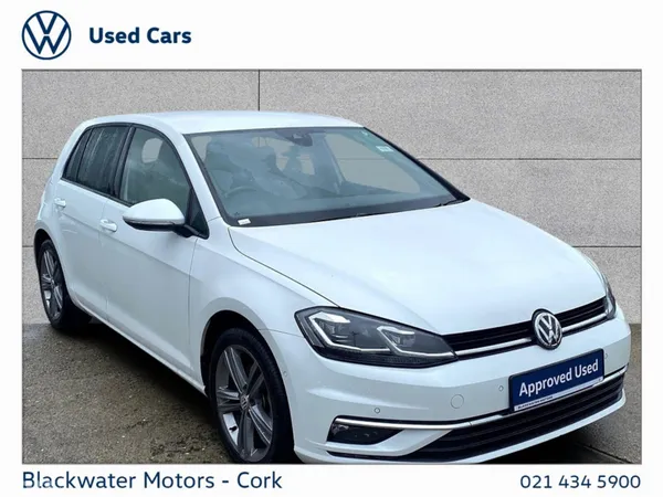 Volkswagen Golf Hatchback, Petrol, 2019, 