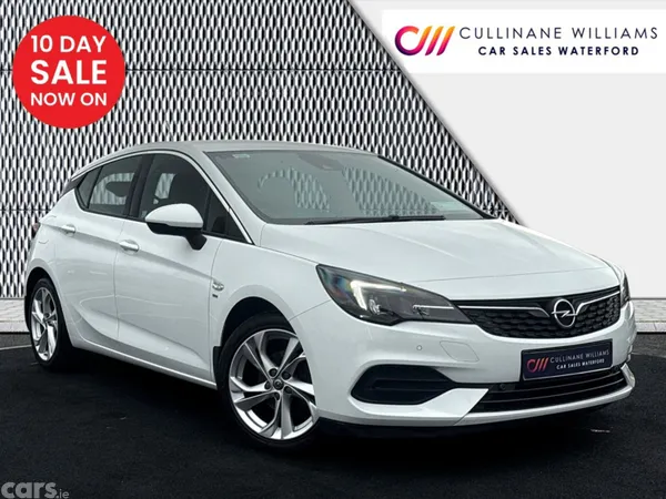 Opel Astra Hatchback, Petrol, 2020, White