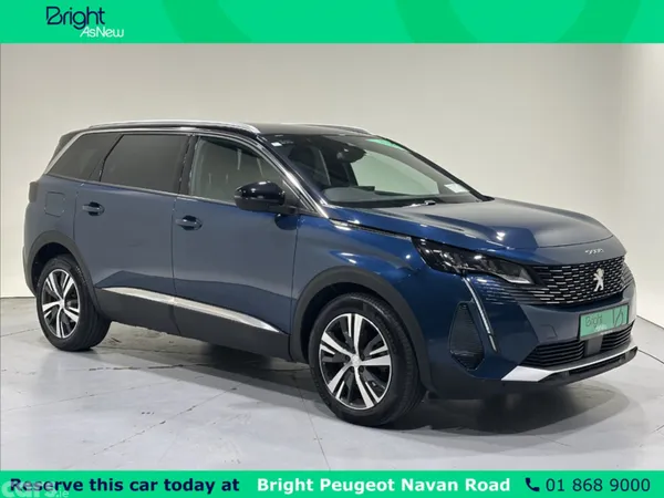 Peugeot 5008 MPV, Diesel, 2023, Blue