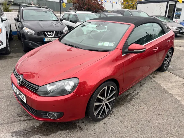 Volkswagen Golf Convertible, Petrol, 2011, Red