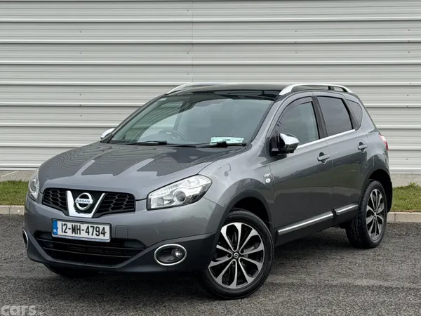 Nissan Qashqai Hatchback, Diesel, 2012, Grey
