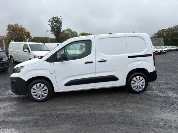 Peugeot Partner MPV, Diesel, 2020, White