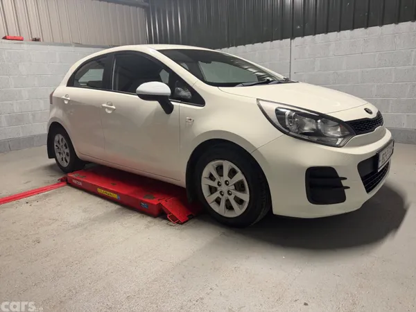 Kia Rio Hatchback, Diesel, 2016, White