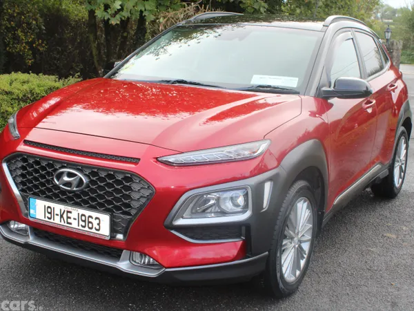 Hyundai KONA MPV, Petrol, 2019, Red