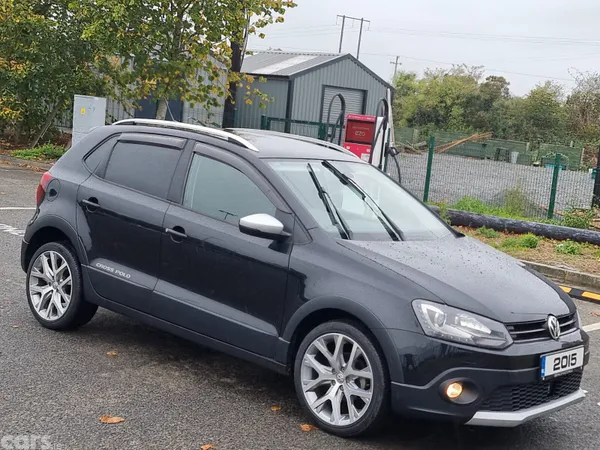 Volkswagen Polo Hatchback, Petrol, 2015, Black