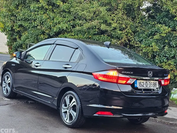 Honda Grace Saloon, Petrol Hybrid, 2015, Black