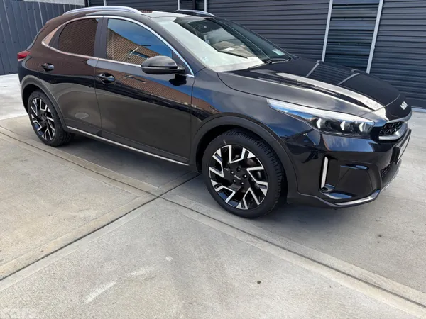 Kia XCeed Hatchback, Petrol Plug-in Hybrid, 2023, Black