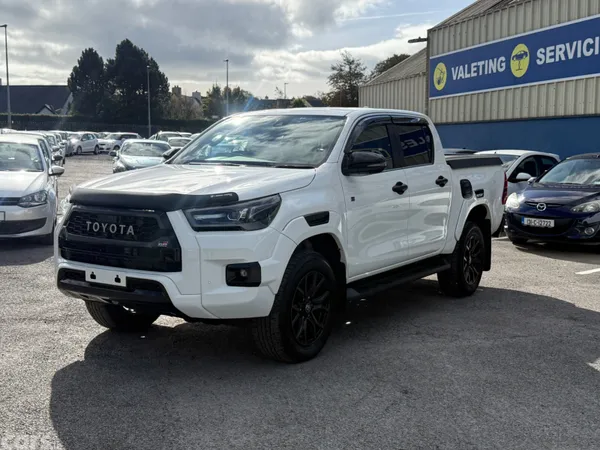 Toyota Hilux Pick Up, Diesel, 2023, White