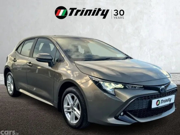 Toyota Corolla Hatchback, Petrol Hybrid, 2023, Green