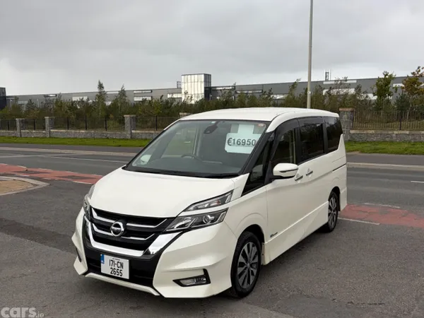 Nissan Serena MPV, Petrol Hybrid, 2017, White