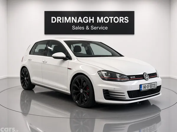 Volkswagen Golf Hatchback, Petrol, 2014, White