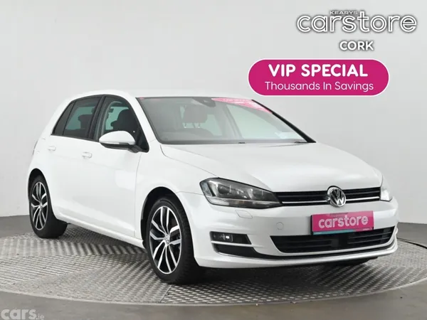 Volkswagen Golf Hatchback, Petrol, 2017, White