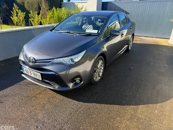 Toyota Avensis Saloon, Diesel, 2015, Grey