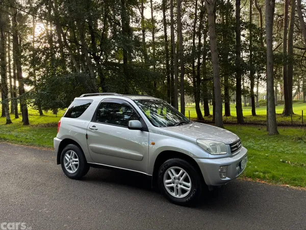 Toyota RAV4 SUV, Petrol, 2002, Silver