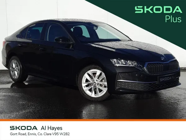 Skoda Octavia Saloon, Diesel, 2026, Black