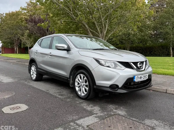 Nissan Qashqai SUV, Petrol, 2017, Grey