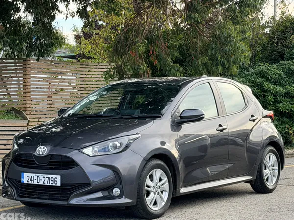 Toyota Yaris Hatchback, Petrol Hybrid, 2024, Grey