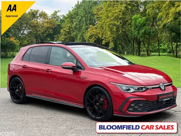 Volkswagen Golf Hatchback, Petrol, 2022, Red