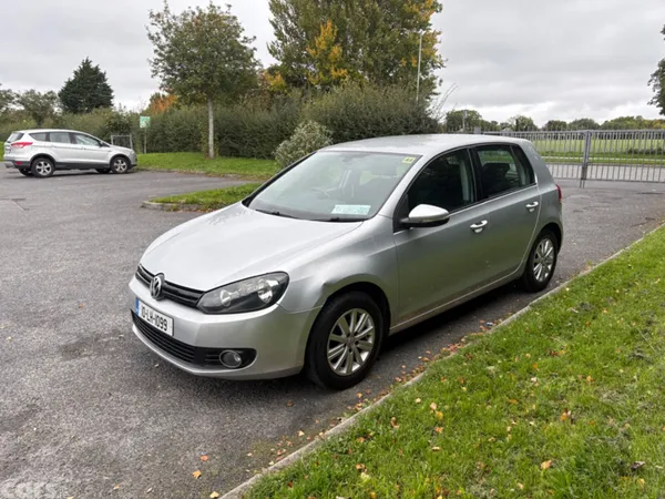 Volkswagen Golf Hatchback, Petrol, 2010, Silver