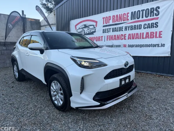 Toyota Yaris Cross SUV, Petrol Hybrid, 2021, White