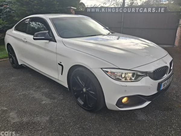 BMW 4-Series Coupe, Petrol, 2014, White
