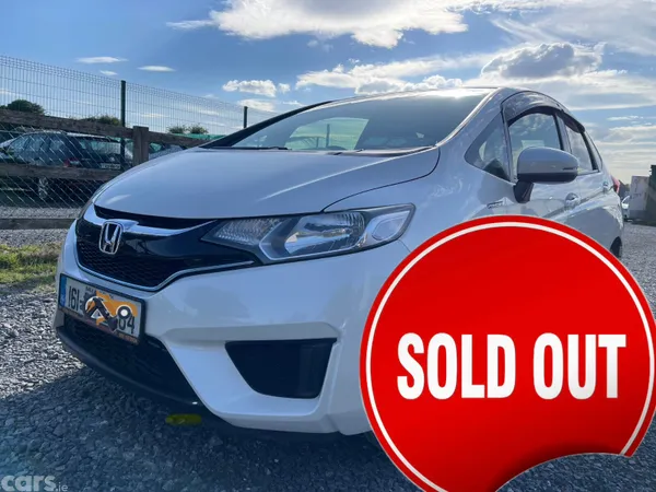 Honda Fit Hatchback, Petrol Hybrid, 2016, White