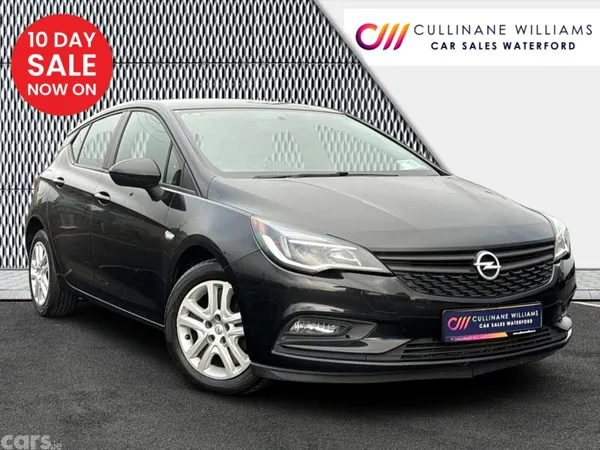 Opel Astra Hatchback, Diesel, 2018, Black