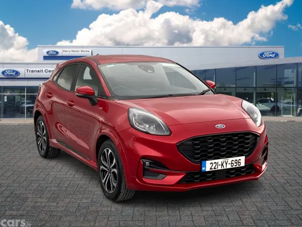 Ford Puma MPV, Petrol, 2022, Red