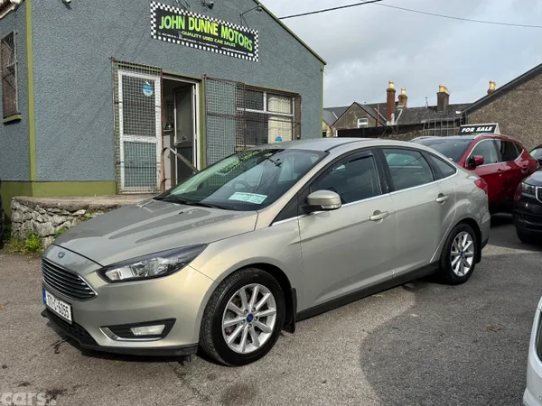 Ford Focus Saloon, Diesel, 2017, Grey