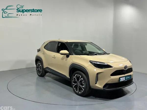 Toyota Yaris Cross Hatchback, Petrol Hybrid, 2024, Beige