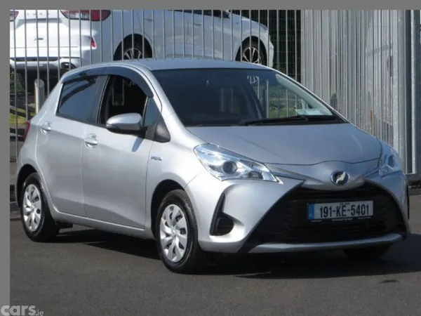 Toyota Vitz Hatchback, Petrol Hybrid, 2019, Silver