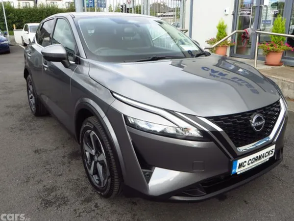 Nissan Qashqai Hatchback, Petrol, 2023, Grey