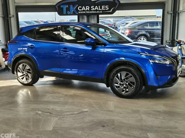 Nissan Qashqai MPV, Petrol, 2022, Blue