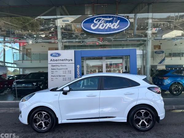 Ford Puma MPV, Petrol Hybrid, 2024, White
