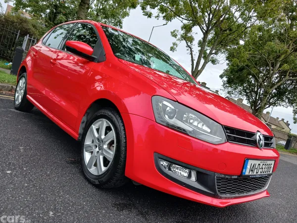 Volkswagen Polo Hatchback, Petrol, 2014, Red