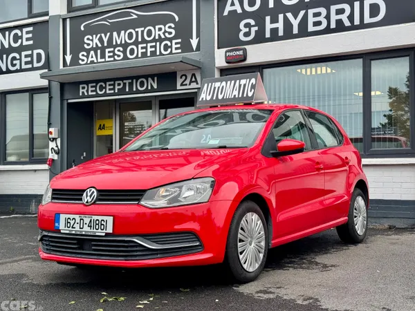 Volkswagen Polo Hatchback, Petrol, 2016, Red