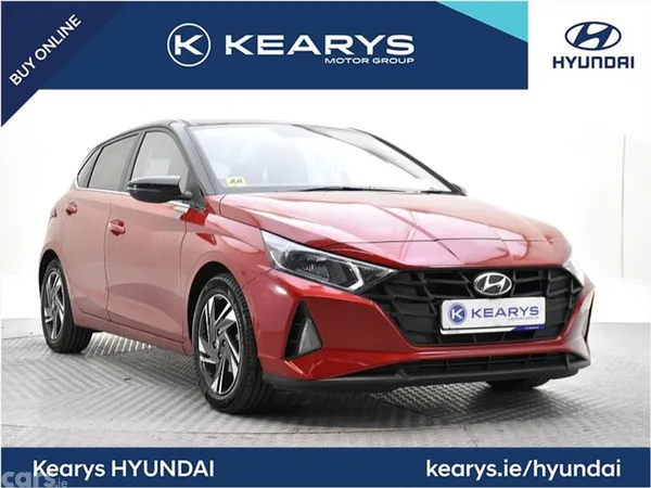 Hyundai i20 Hatchback, Petrol, 2023, Red