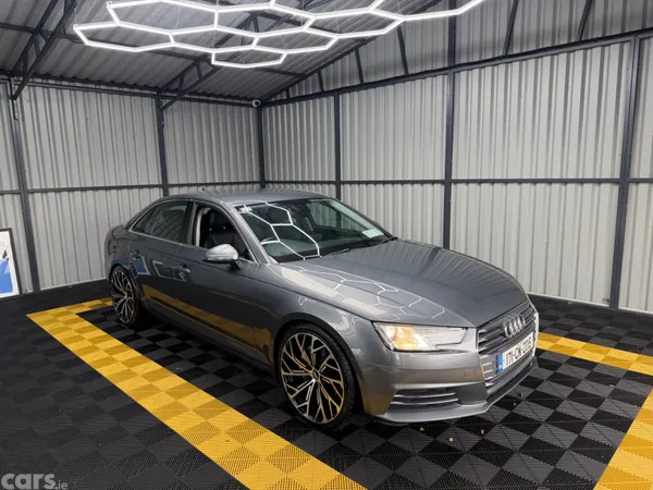 Audi A4 Saloon, Diesel, 2017, Grey