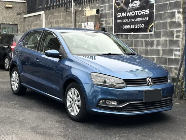 Volkswagen Polo Hatchback, Petrol, 2017, Blue