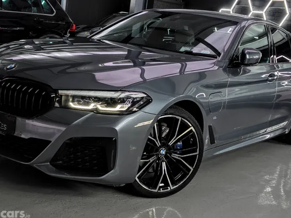 BMW 5-Series Saloon, Petrol Plug-in Hybrid, 2020, Blue