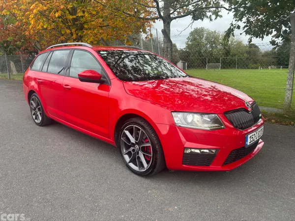 Skoda Octavia Estate, Diesel, 2015, Red