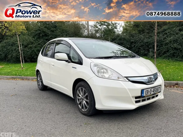 Honda Fit Hatchback, Petrol Hybrid, 2013, White