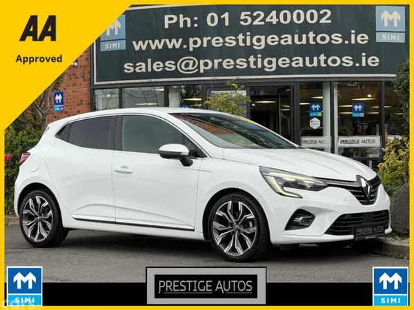 Renault Clio Hatchback, Petrol, 2021, White