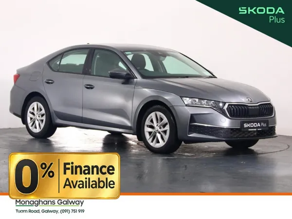 Skoda Octavia Hatchback, Diesel, 2024, Grey
