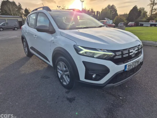 Dacia Sandero Hatchback, Petrol, 2023, White