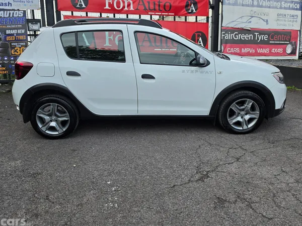 Dacia Sandero Stepway SUV, Petrol, 2017, White