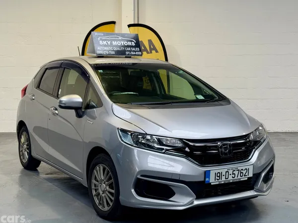 Honda Fit Hatchback, Petrol Hybrid, 2019, Silver