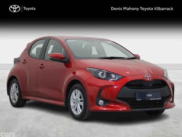 Toyota Yaris Hatchback, Petrol Hybrid, 2027, Red