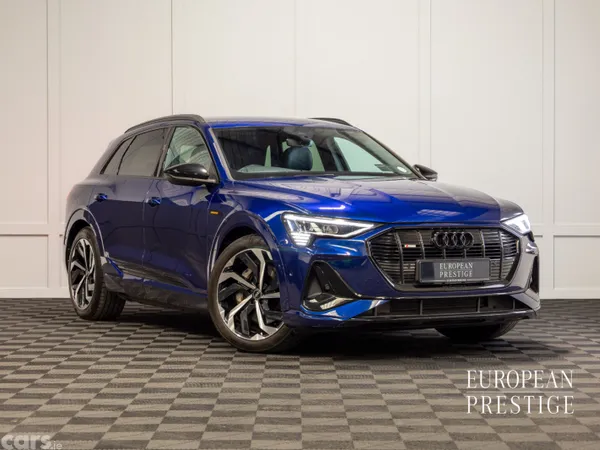 Audi Q8 e-tron SUV, Electric, 2022, Blue